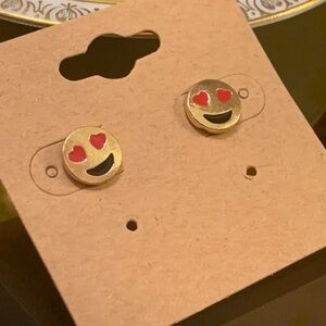 Smiley Face Heart Eye Stud Earrings